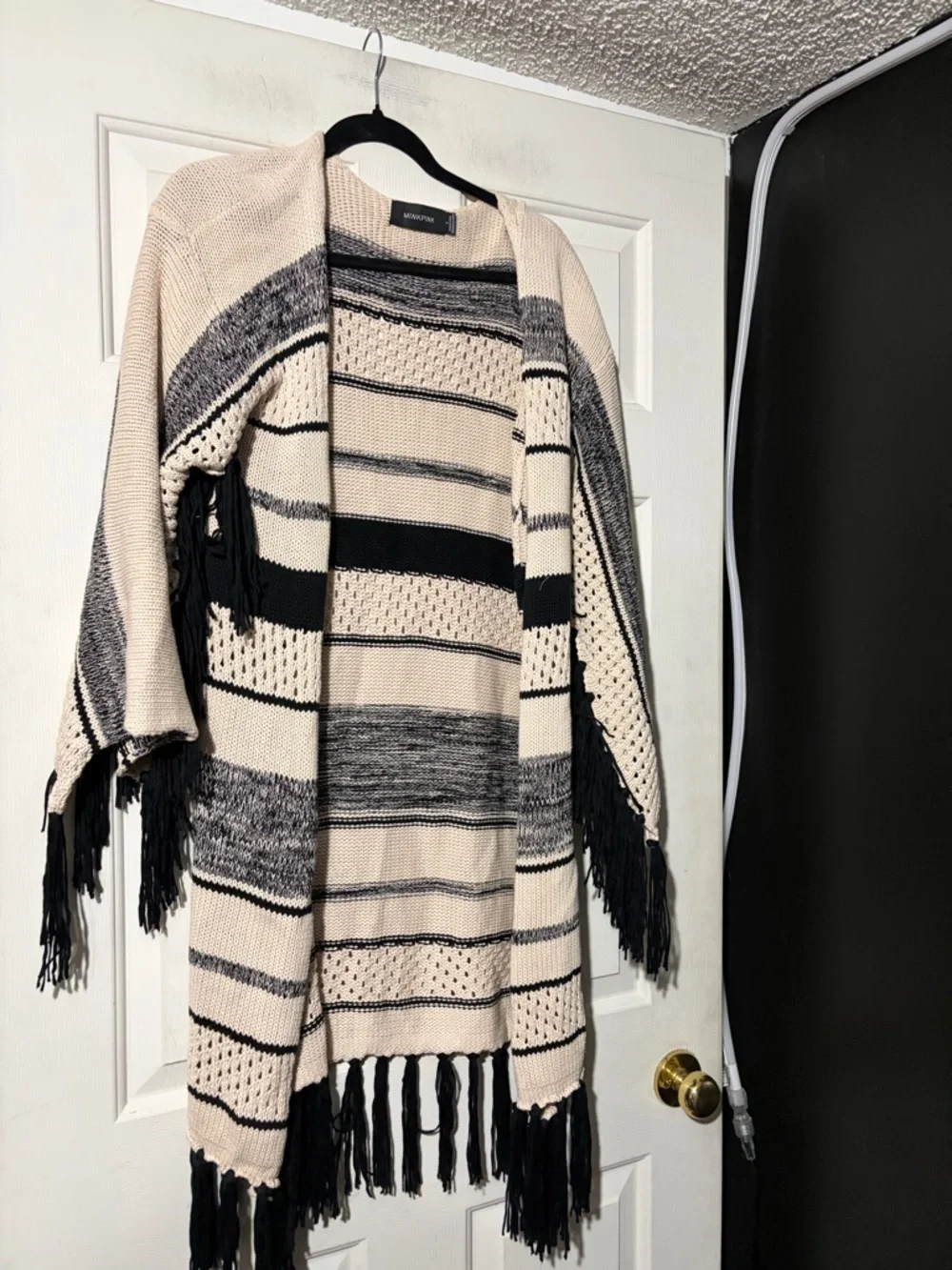 MinkPink fringe cardigan - Picture 2 of 5